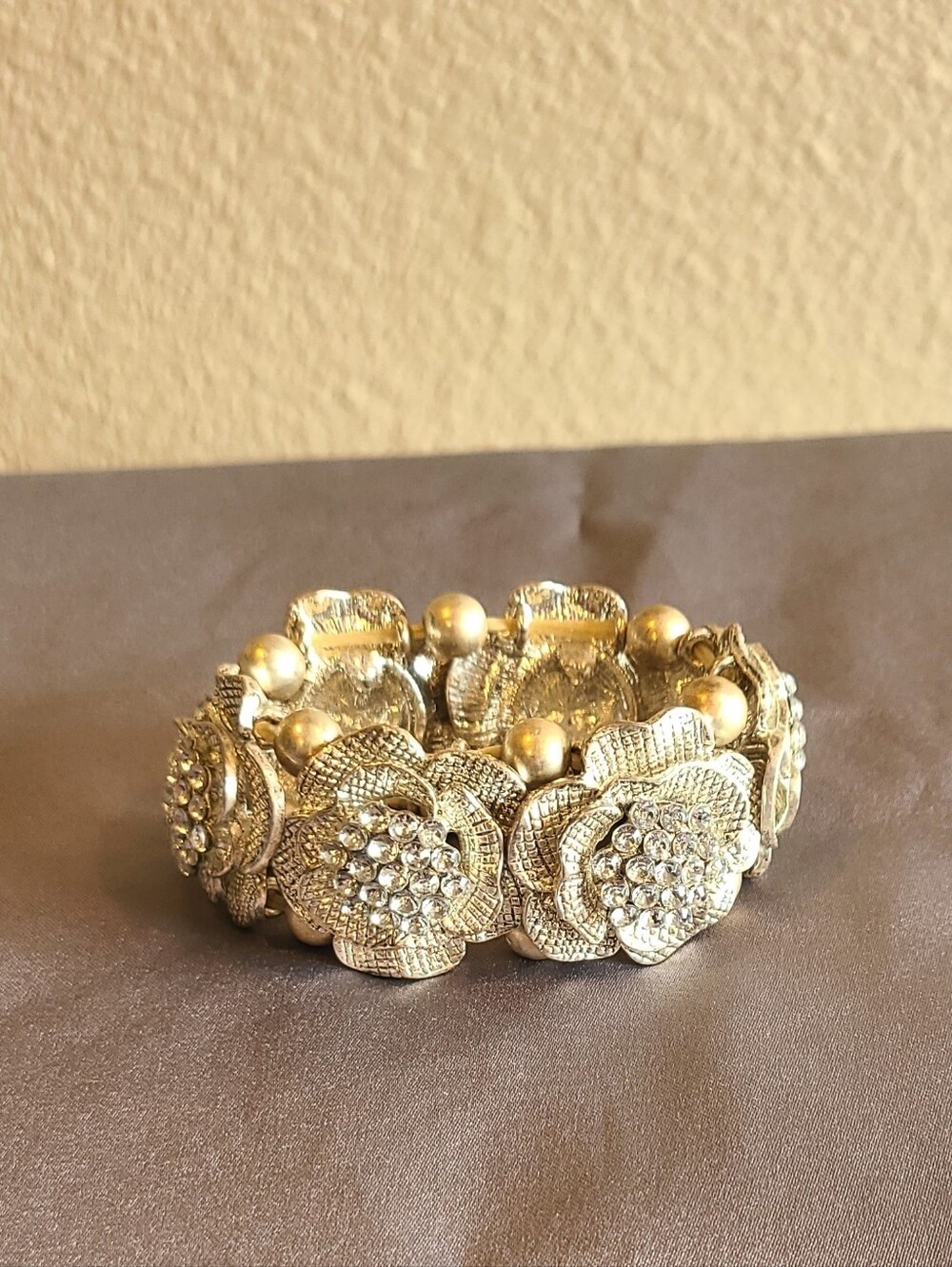 Silver Tone Floral Crystal Stretch Bracelet for Women
